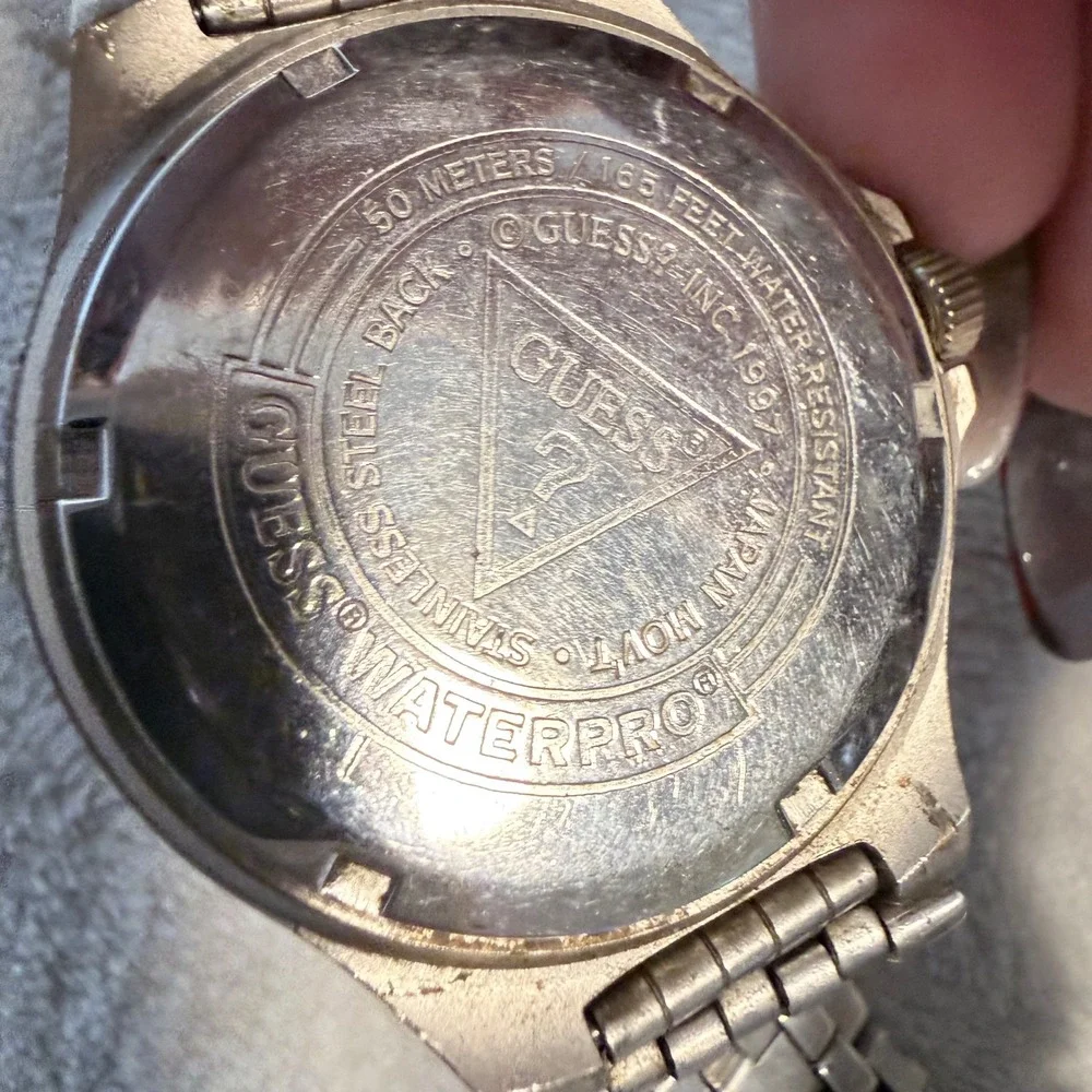 Vintage Guess Waterpro Silver Tone Watch 50M White Dial Bracelet Untested